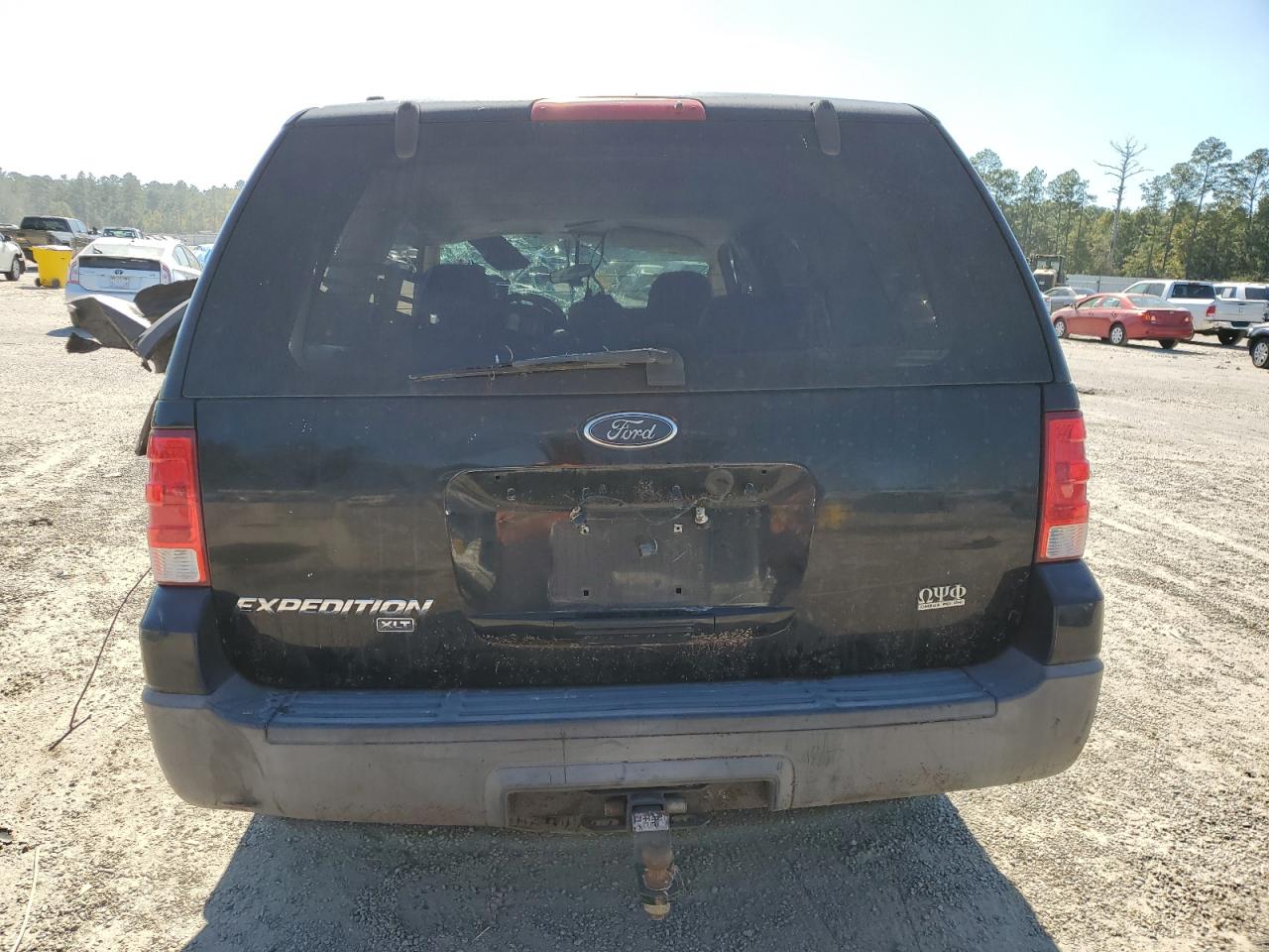 2004 Ford Expedition - Image 6