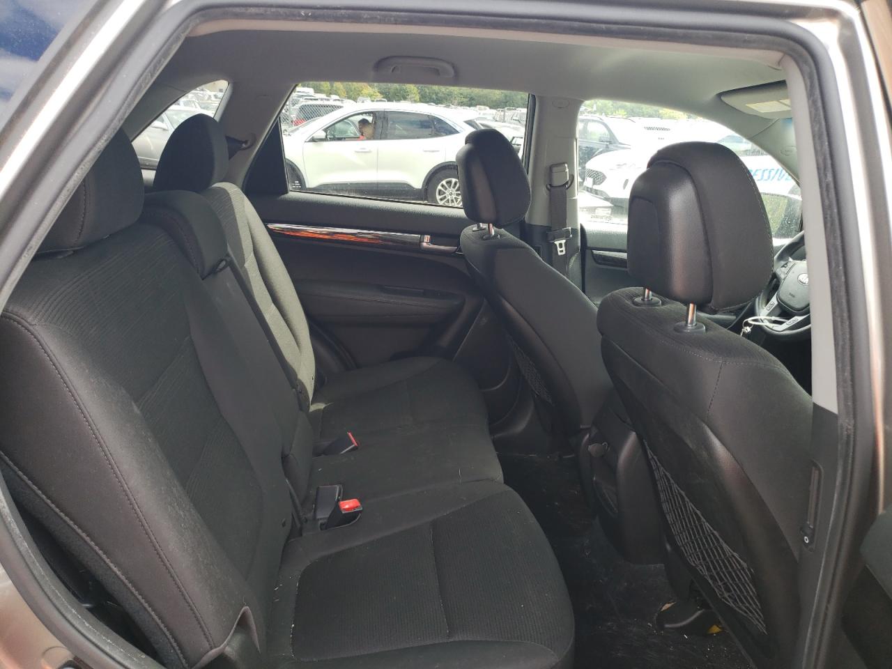 2014 Kia Sorento - Image 11