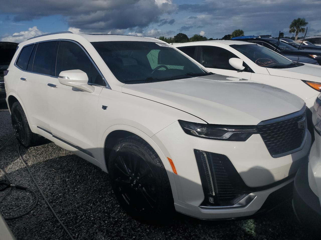 2020 Cadillac XT6 - Image 5
