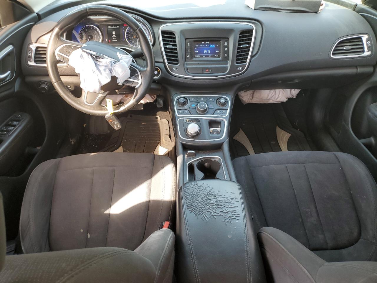 2015 Chrysler 200 Limited VIN: 1C3CCCAB5FN592100 Lot: 75921524