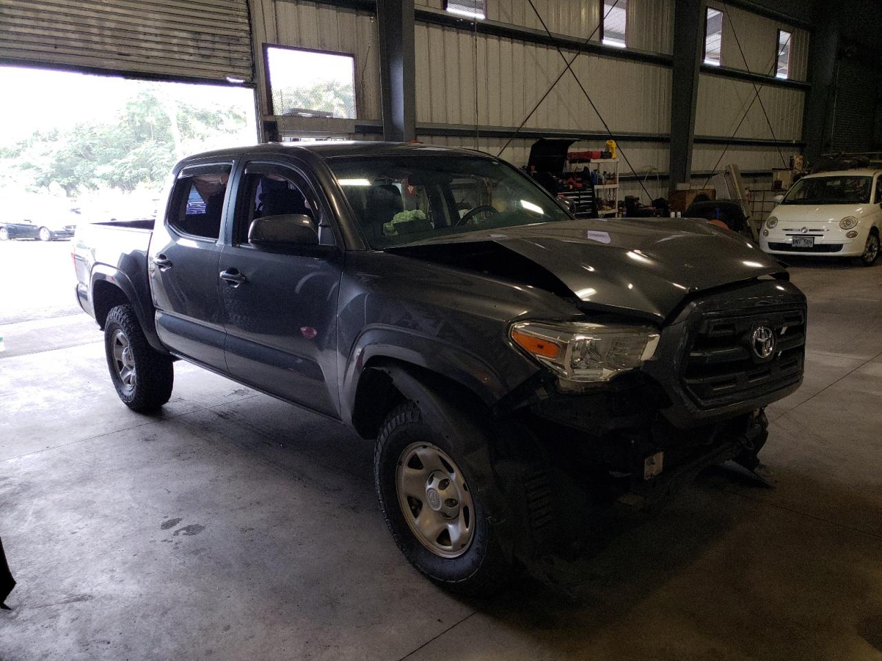 2017 Toyota Tacoma - Image 4