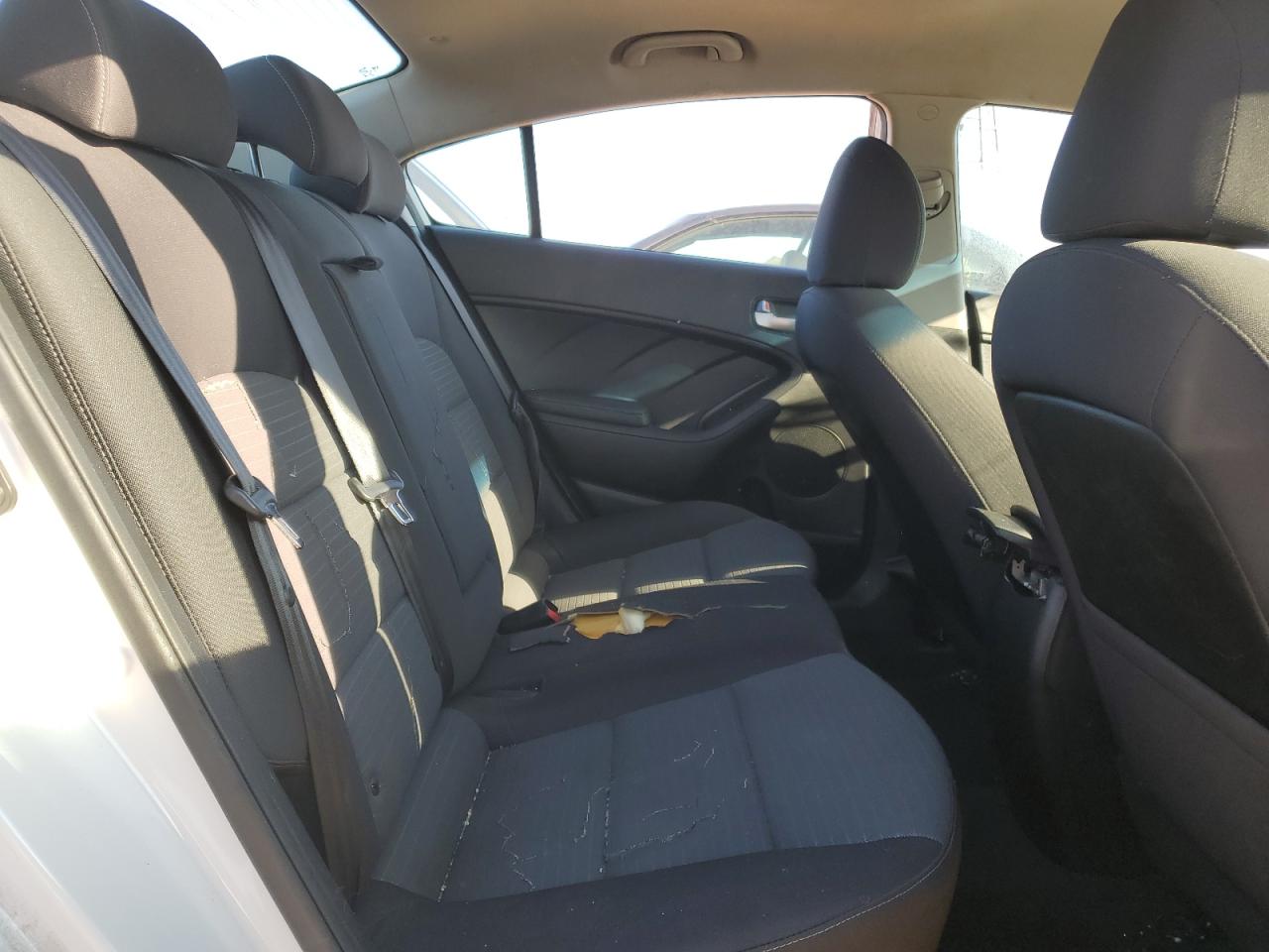 2018 Kia Forte - Image 10