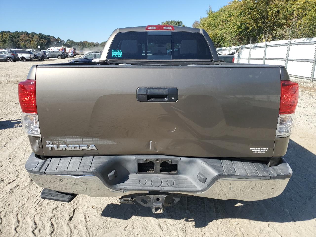 5TFRM5F10BX022616 2011 Toyota Tundra Double Cab Sr5