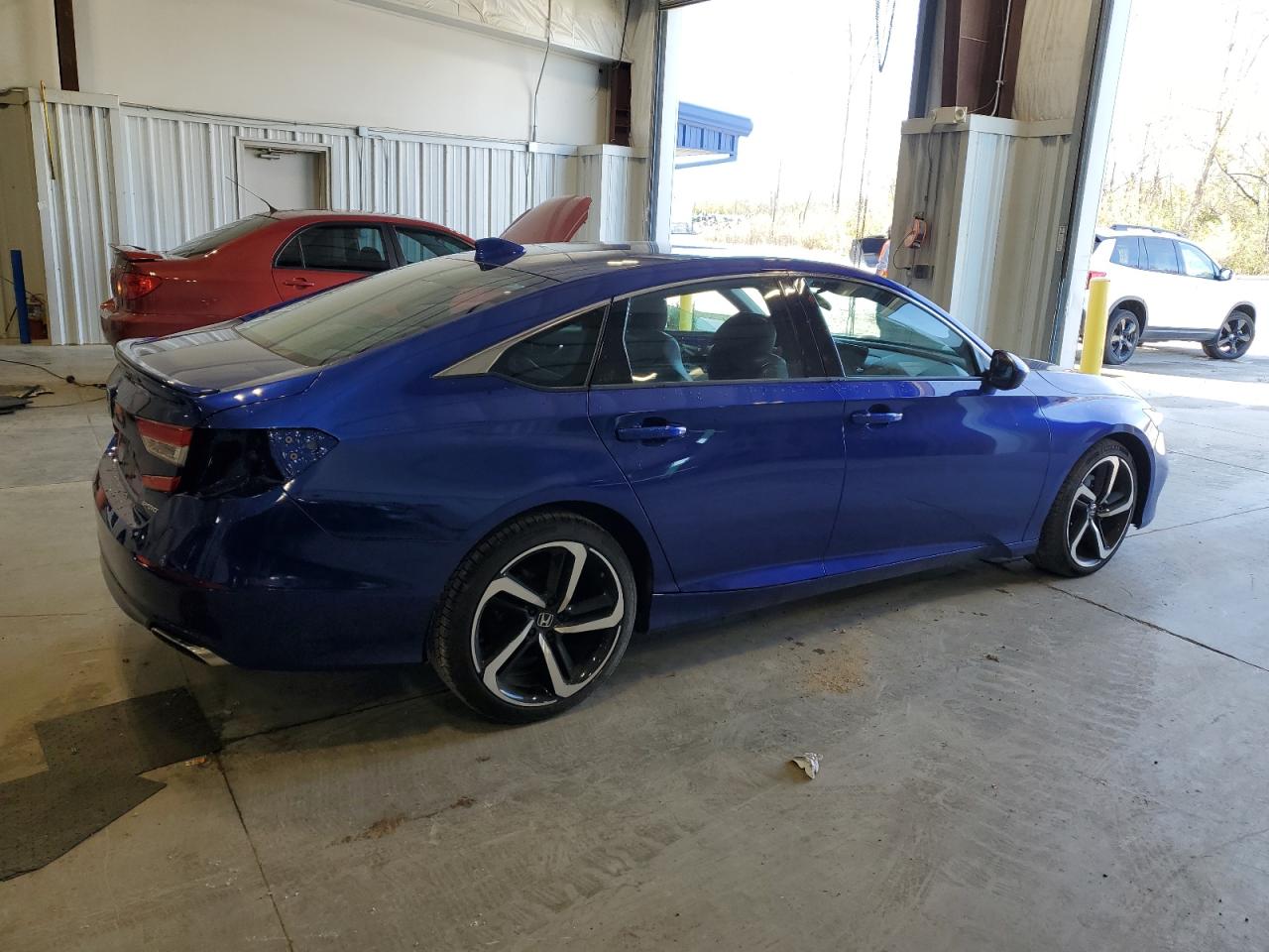 1HGCV1F30JA104104 2018 Honda Accord Sport