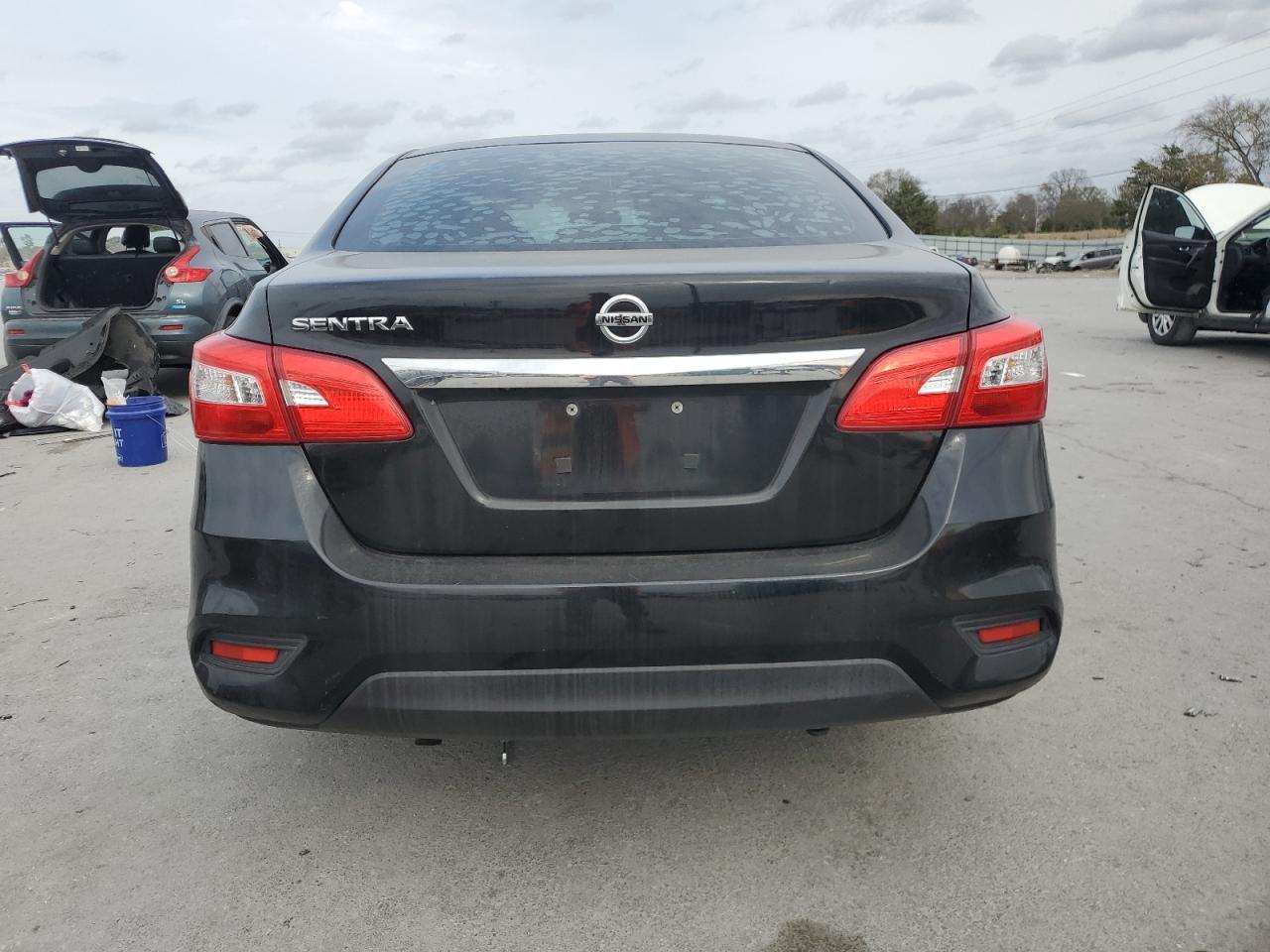 2018 Nissan Sentra - Image 6