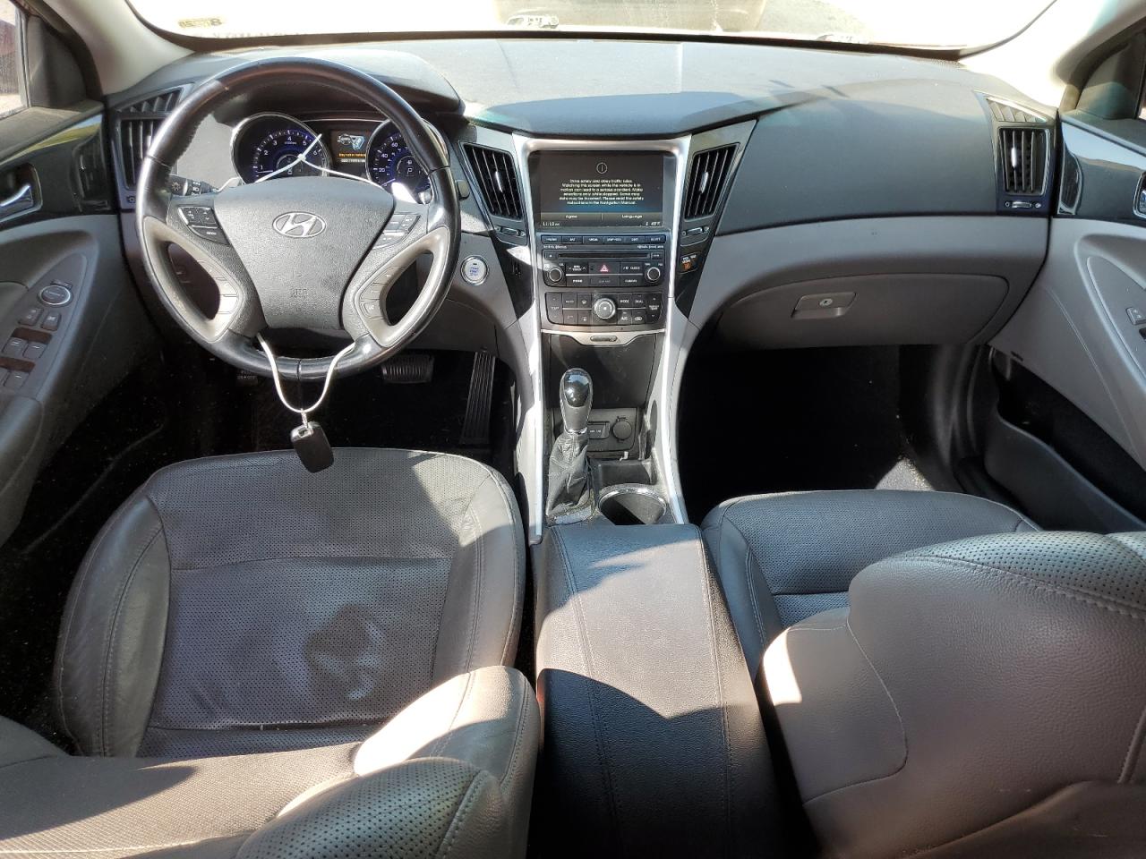 2014 Hyundai Sonata - Image 8