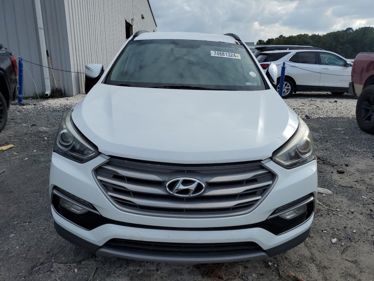 2017 Hyundai Santa Fe - Image 5