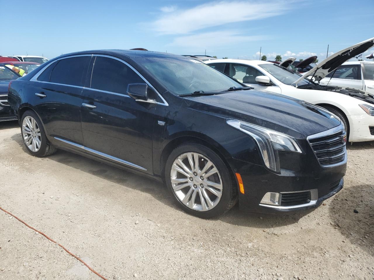 2018 Cadillac XTS - Image 4