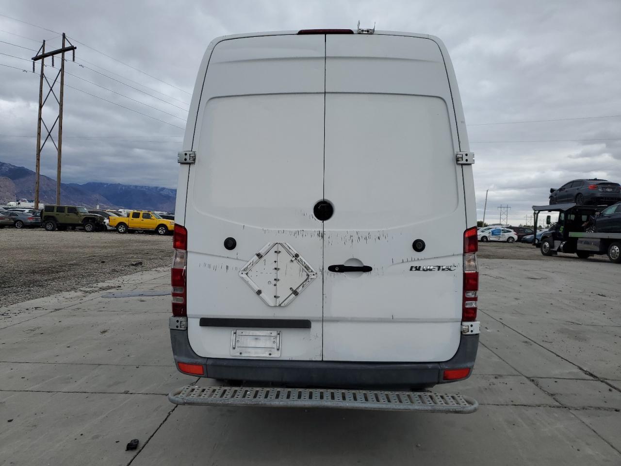 2012 Mercedes-Benz Sprinter 2500 VIN: WD3PE8CB3C5703024 Lot: 77669464