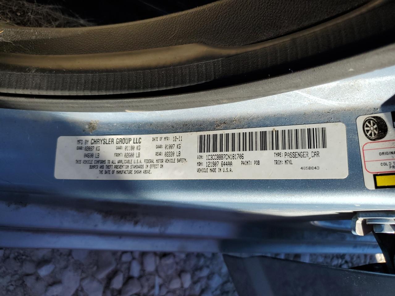 2012 Chrysler 200 - Image 12