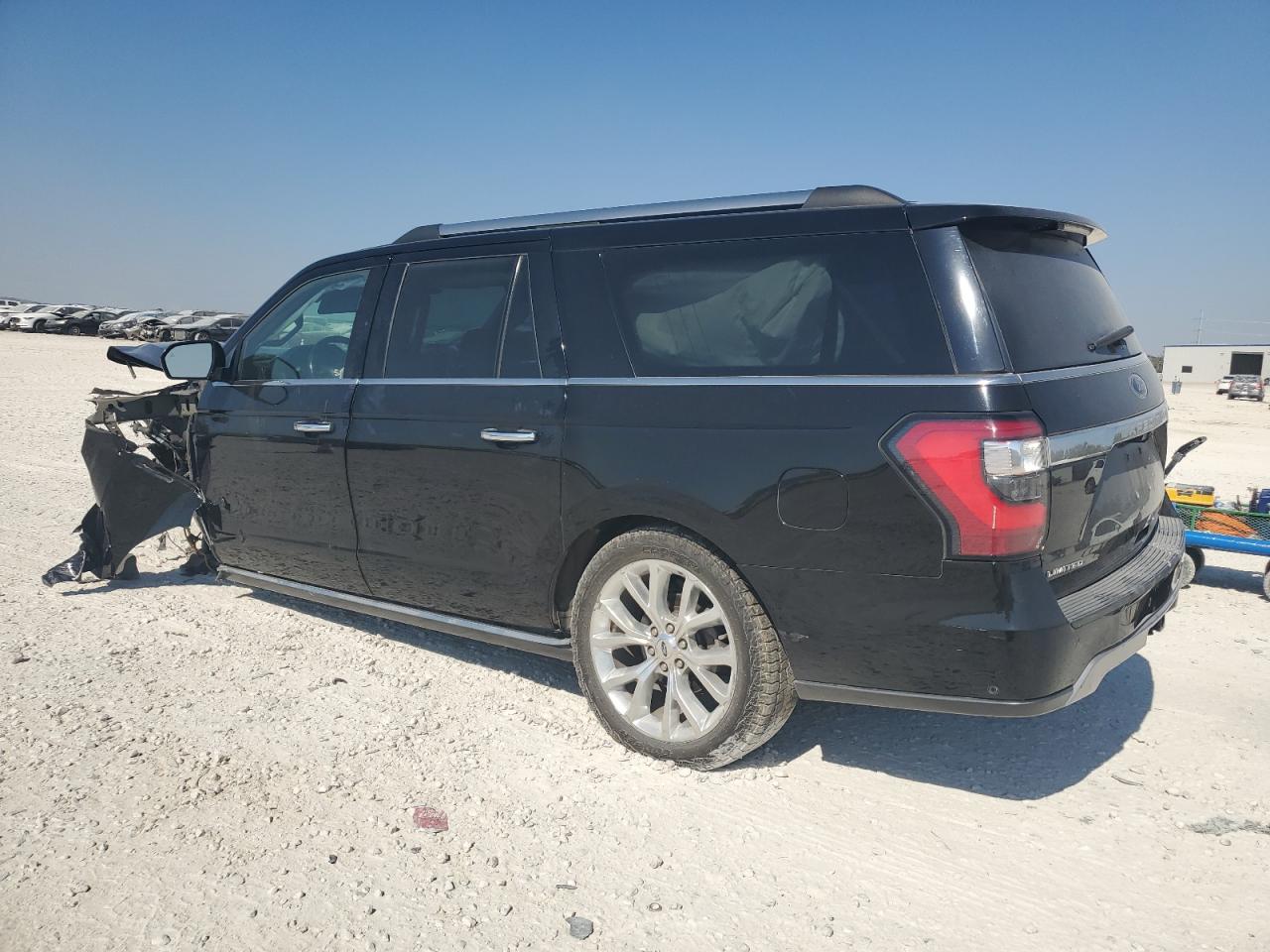 2018 Ford Expedition - Image 2