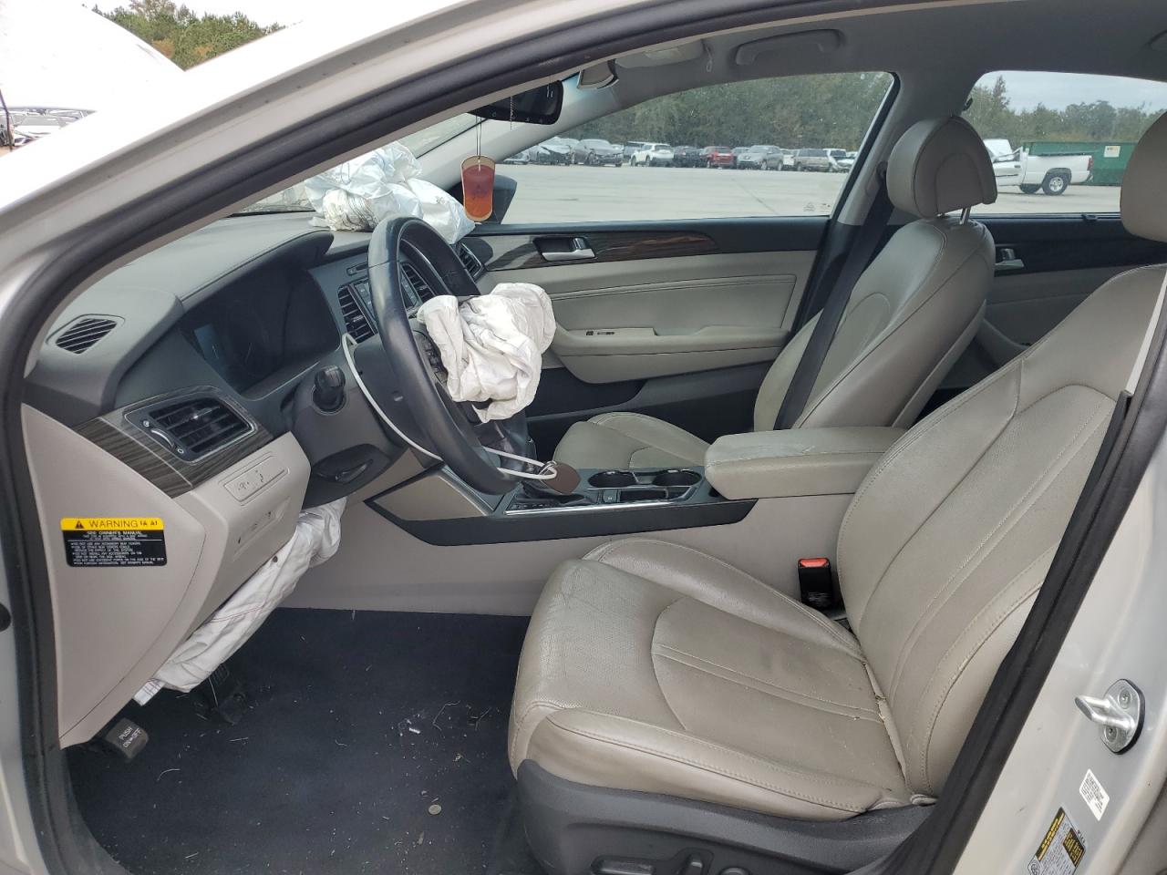 2015 Hyundai Sonata - Image 7