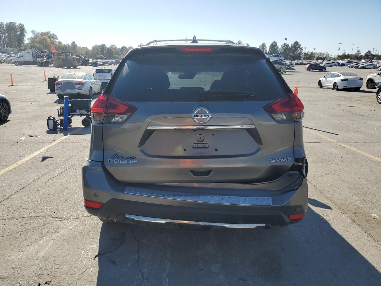 2019 Nissan Rogue S VIN: JN8AT2MV3KW399374 Lot: 77489764