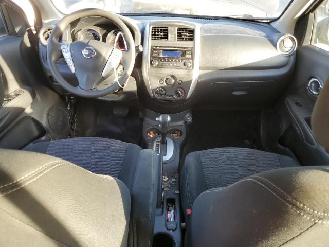  NISSAN VERSA 2018 Szary