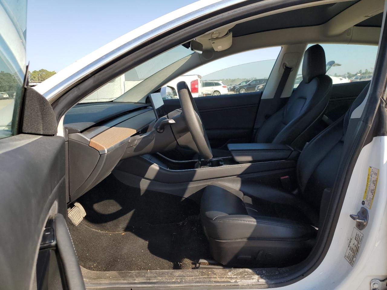 5YJ3E1EA6KF476649 2019 Tesla Model 3