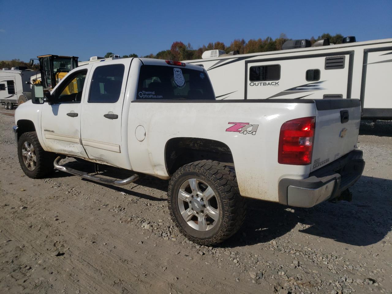 2011 Chevrolet Silverado - Image 2
