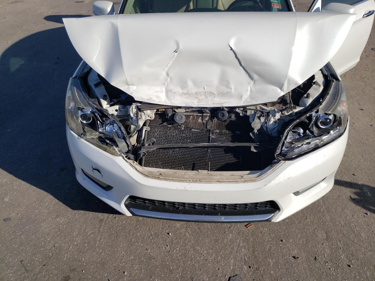 2014 Honda Accord - Image 12