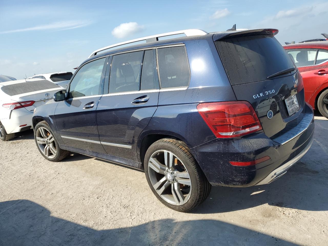 VIN WDCGG8JB2EG335472 2014 MERCEDES-BENZ GLK-CLASS no.2