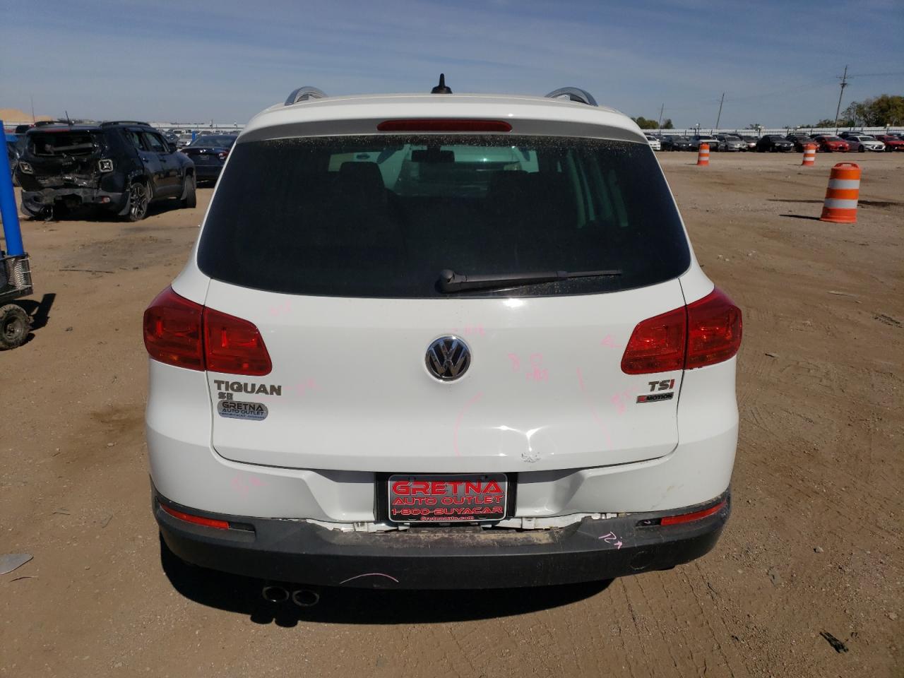 WVGBV7AX1GW502601 2016 Volkswagen Tiguan S