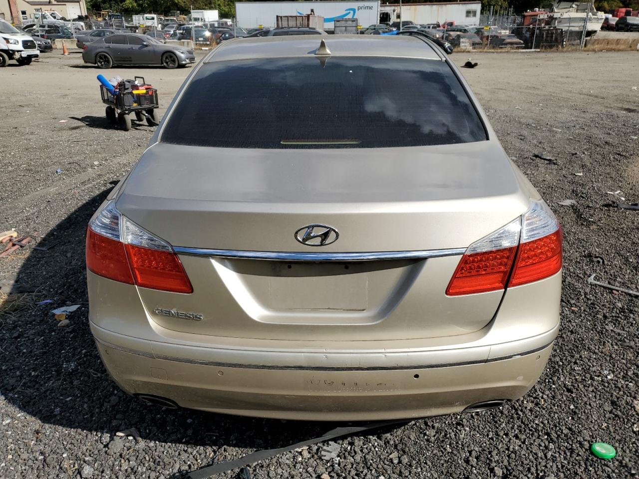 2009 Hyundai Genesis 3.8L VIN: KMHGC46E69U052024 Lot: 76129664