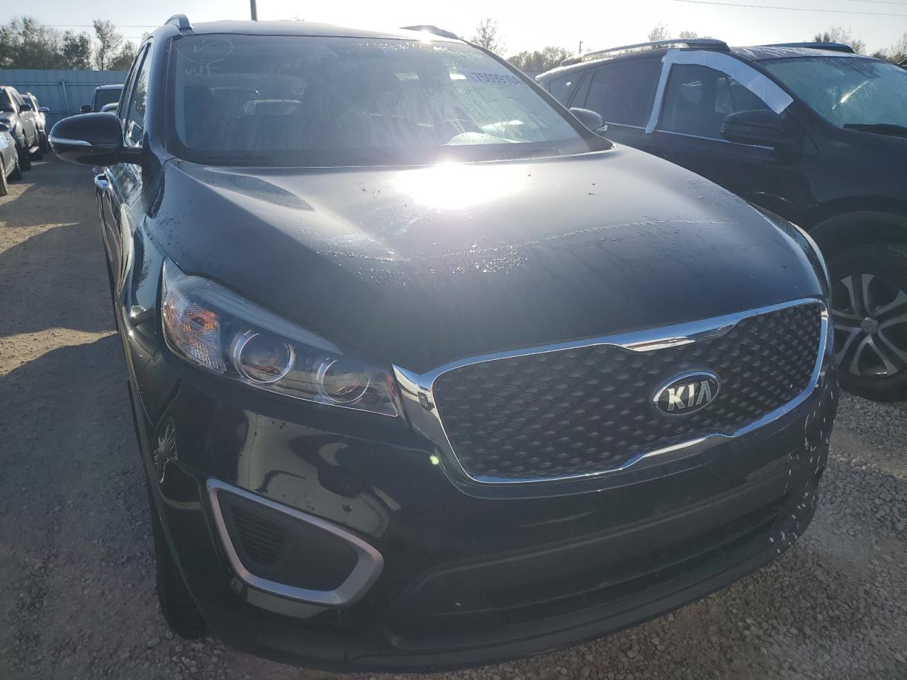 2018 Kia Sorento - Image 5