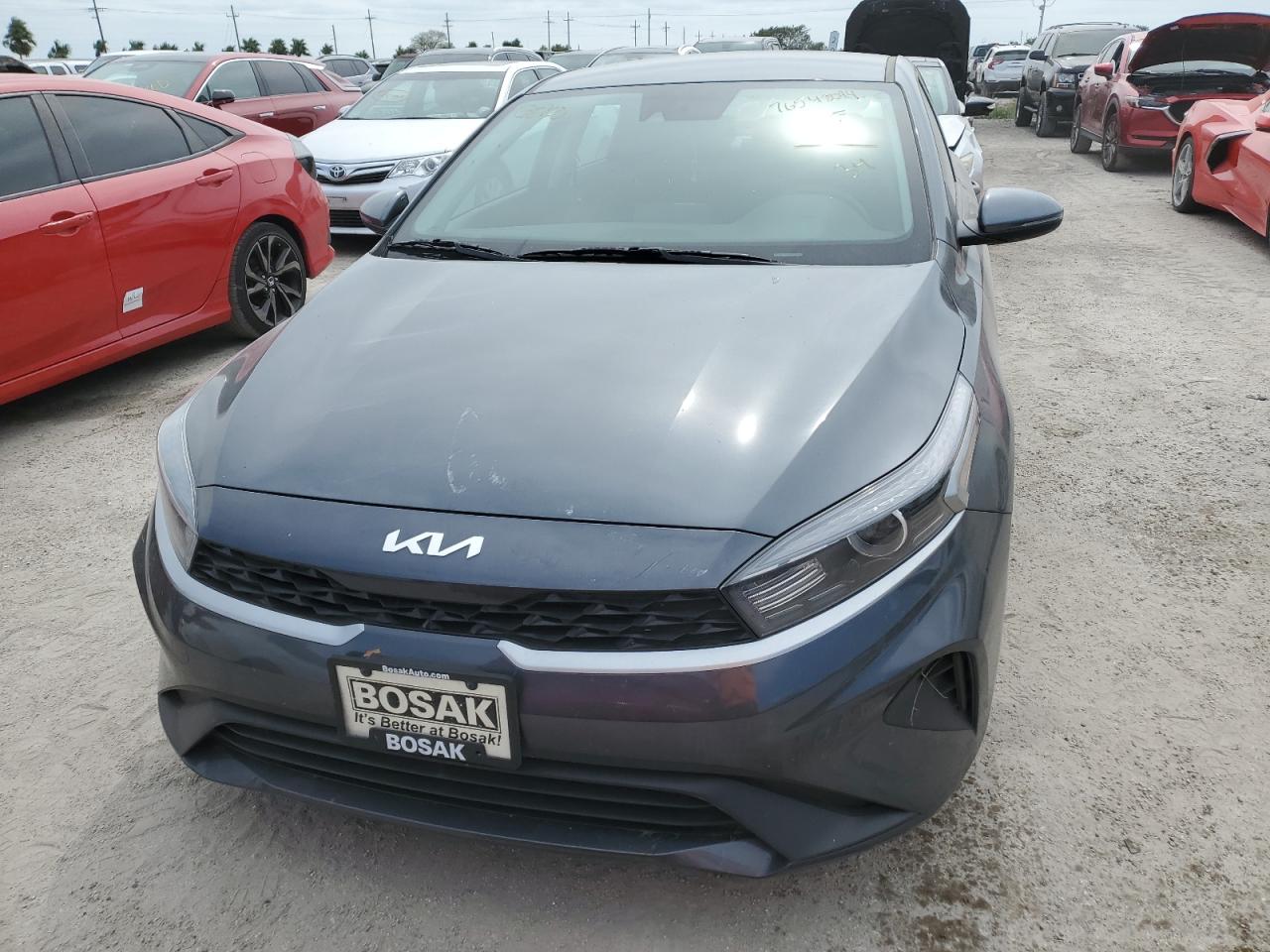 2024 Kia Forte - Image 5