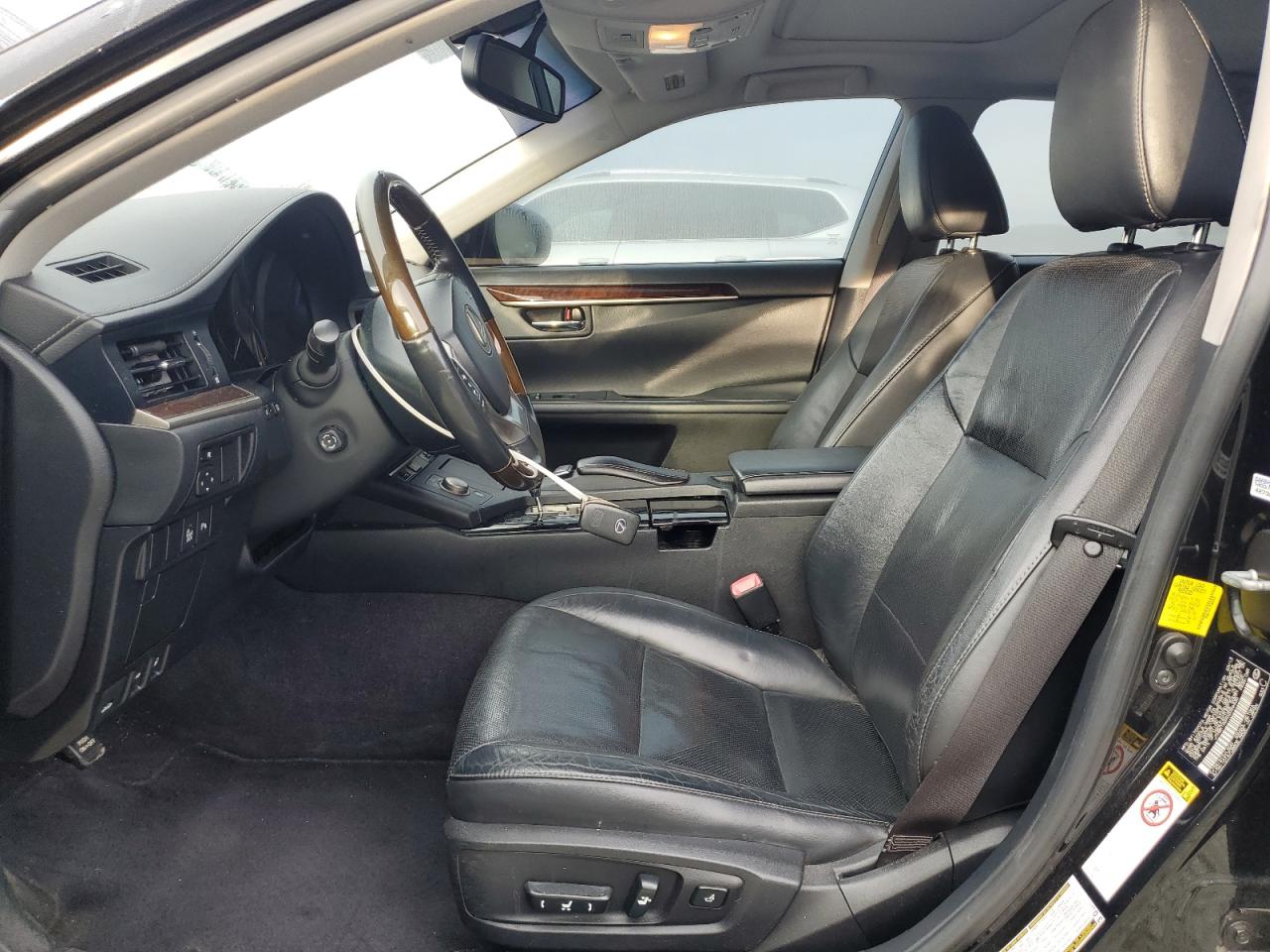 2013 Lexus ES - Image 7