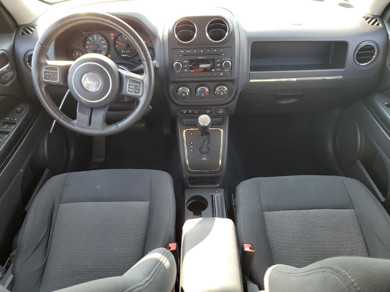 2011 Jeep Liberty (Patriot) - Image 8