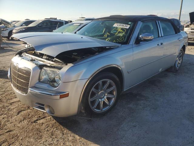 2006 Chrysler 300C  na sprzedaż w Riverview, FL - Water/Flood