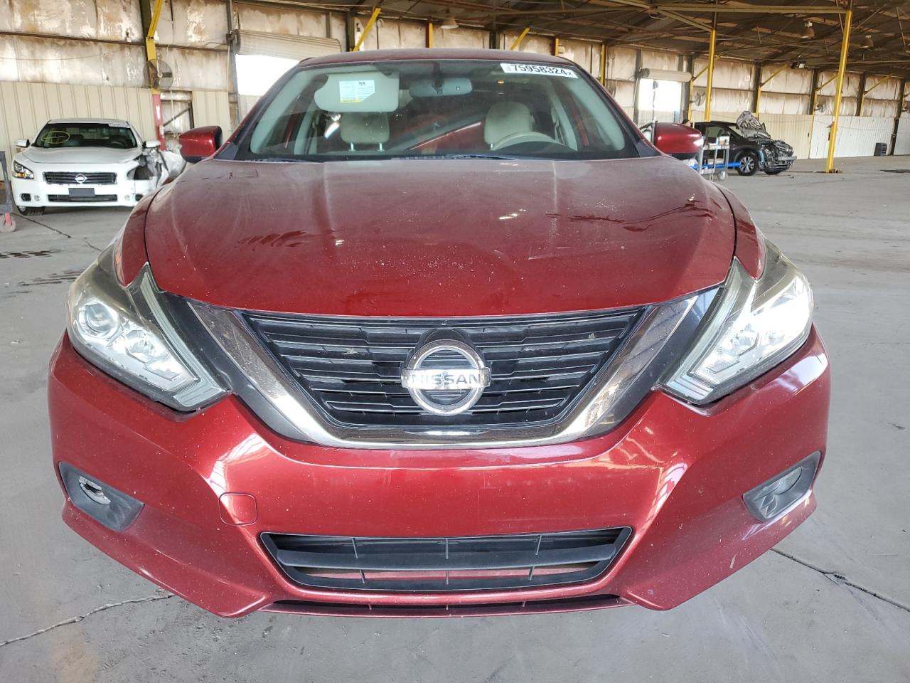 2017 Nissan Altima - Image 5