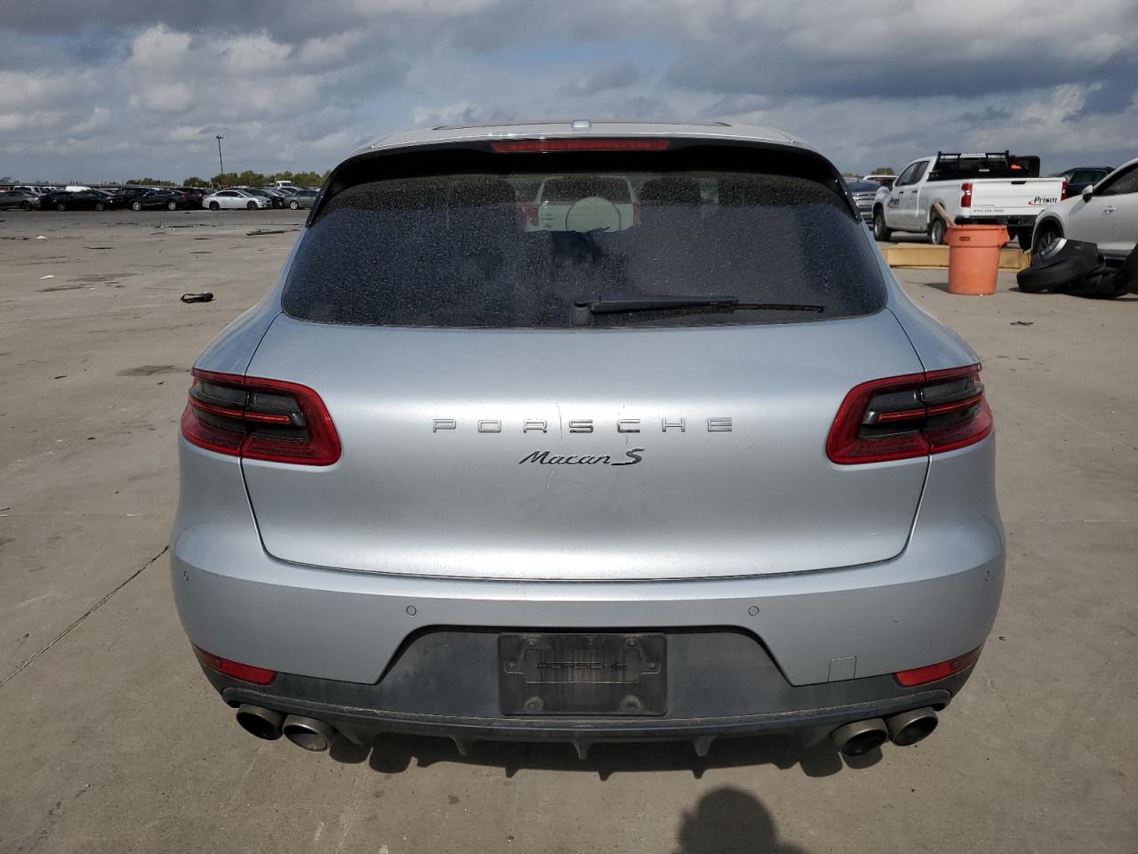 2018 Porsche Macan S VIN: WP1AB2A57JLB34622 Lot: 78230294