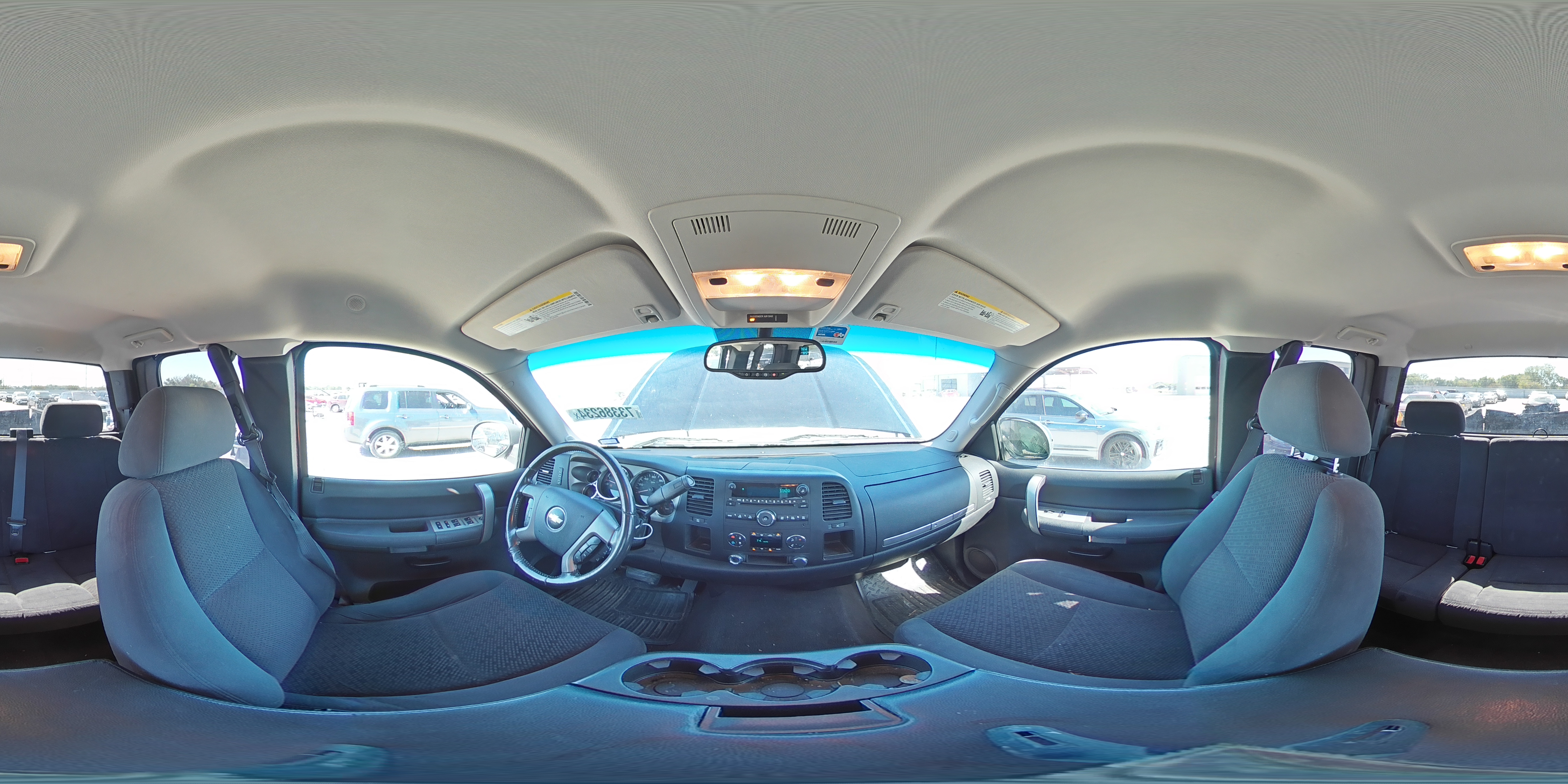 2007 Chevrolet Silverado - Image 13