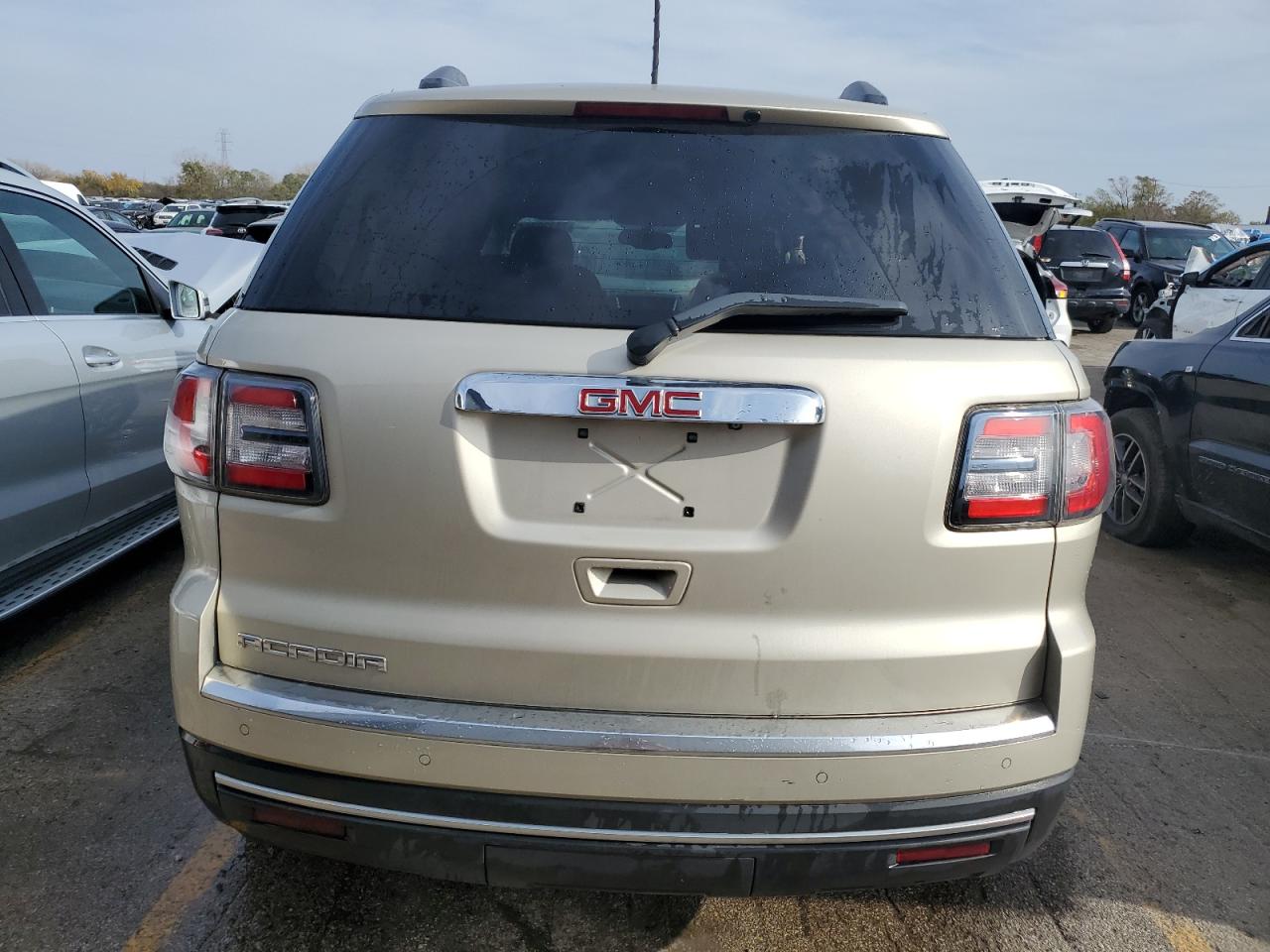 2015 GMC Acadia - Image 6