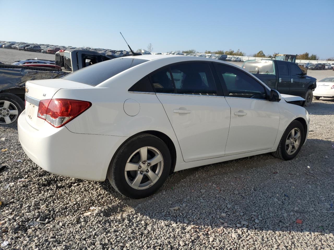 2012 Chevrolet Cruze - Image 3