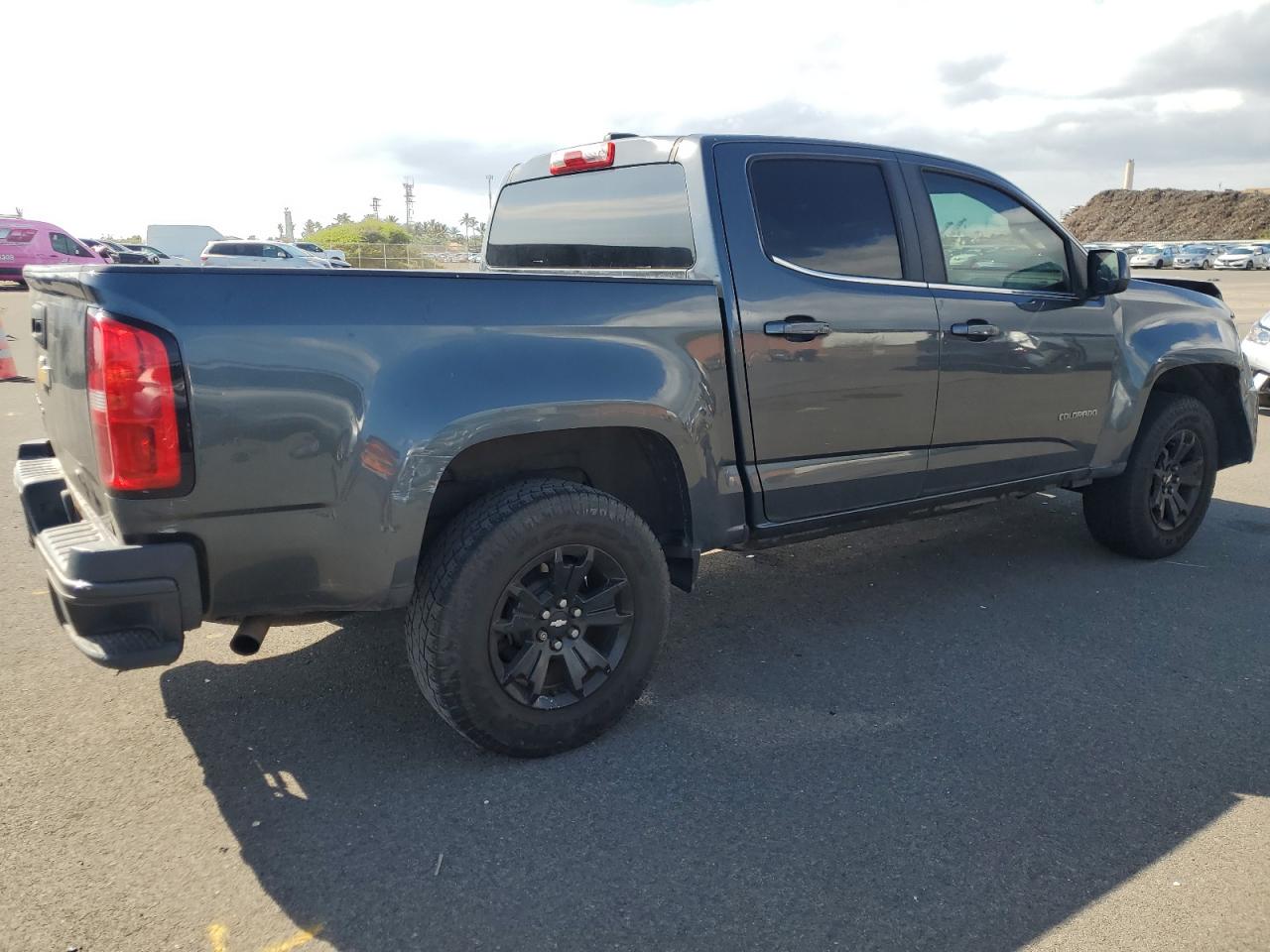2017 Chevrolet Colorado - Image 3