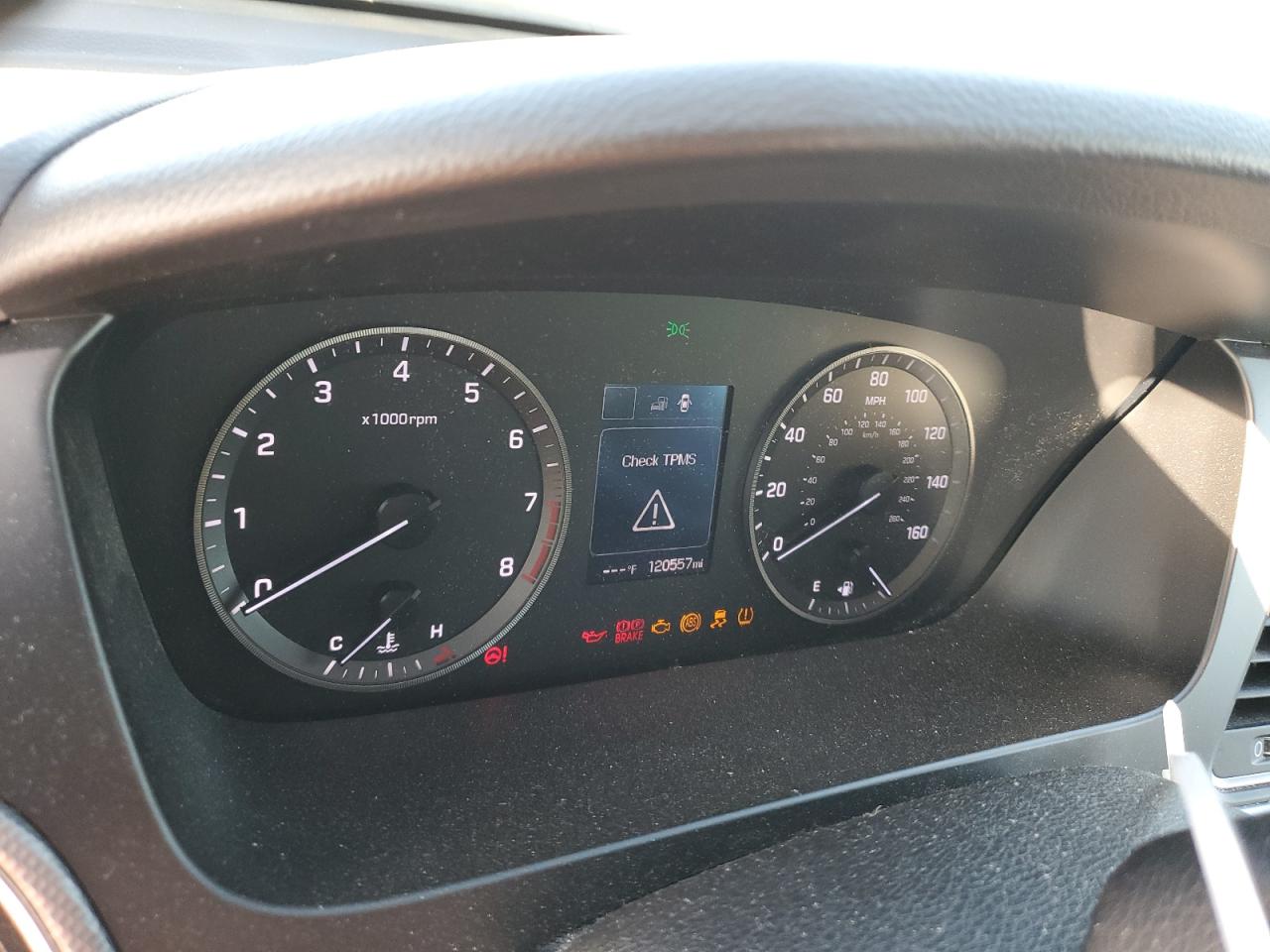 2015 Hyundai Sonata - Image 9