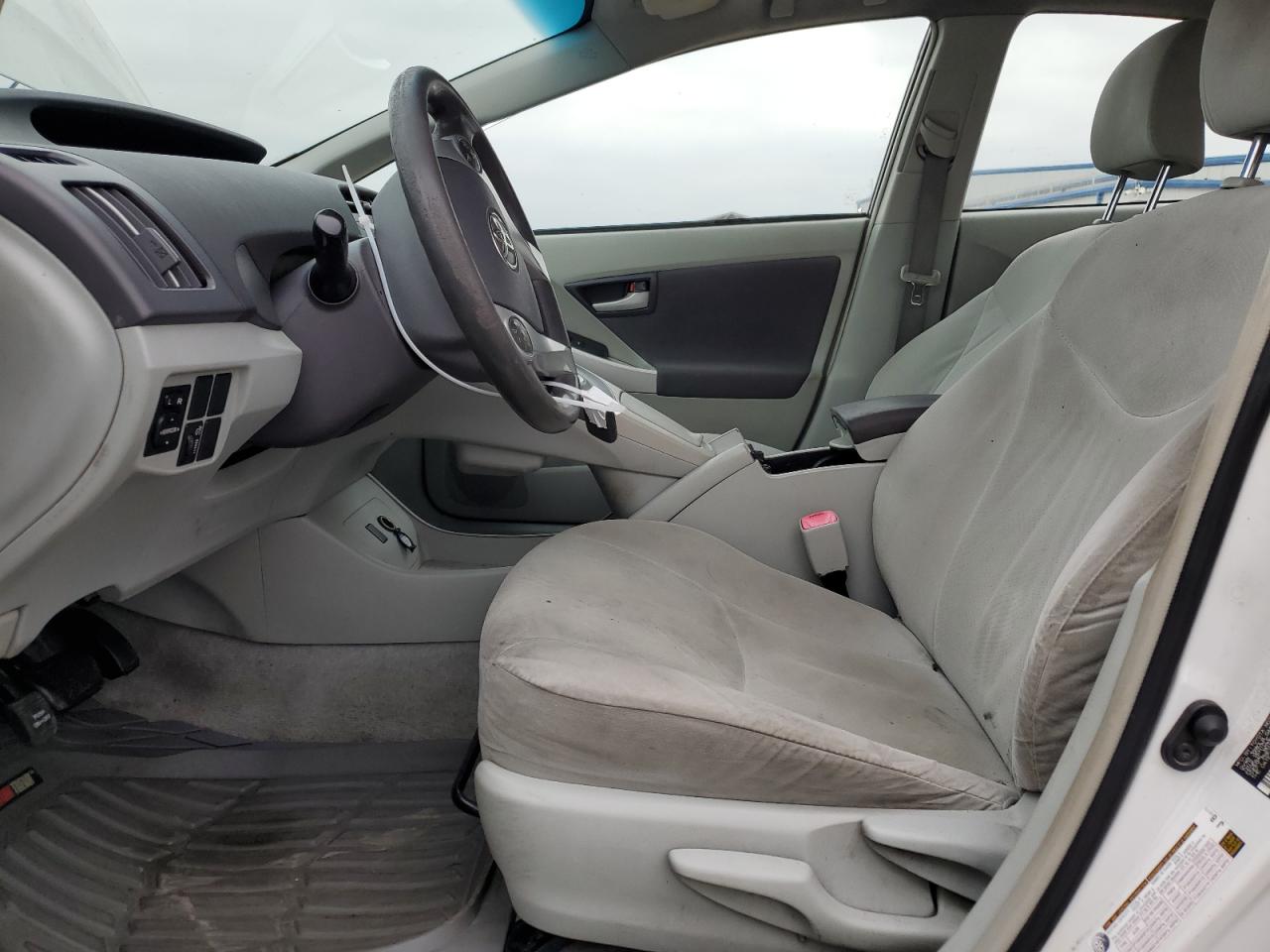 2010 Toyota Prius - Image 7