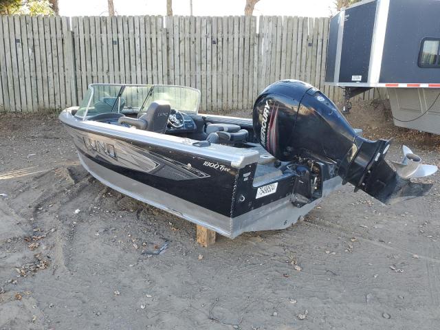 2015 LUND BOAT