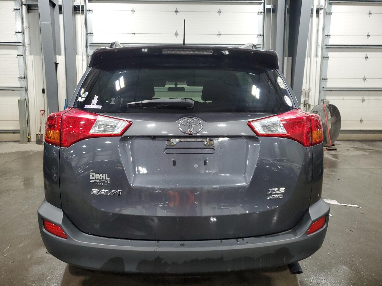 VIN JTMRFREV8DD002835 2013 TOYOTA RAV4 no.6