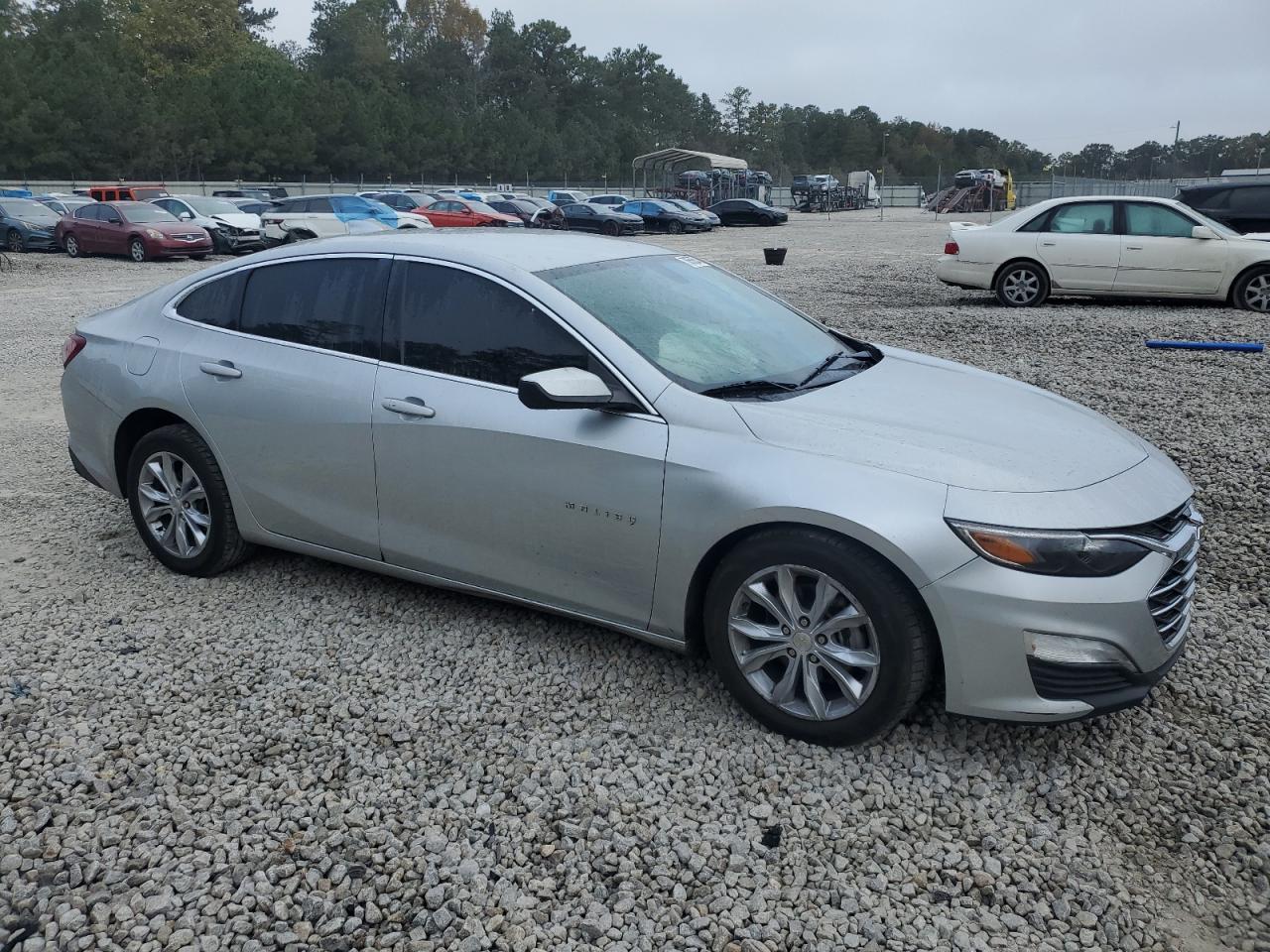 2020 Chevrolet Malibu - Image 4