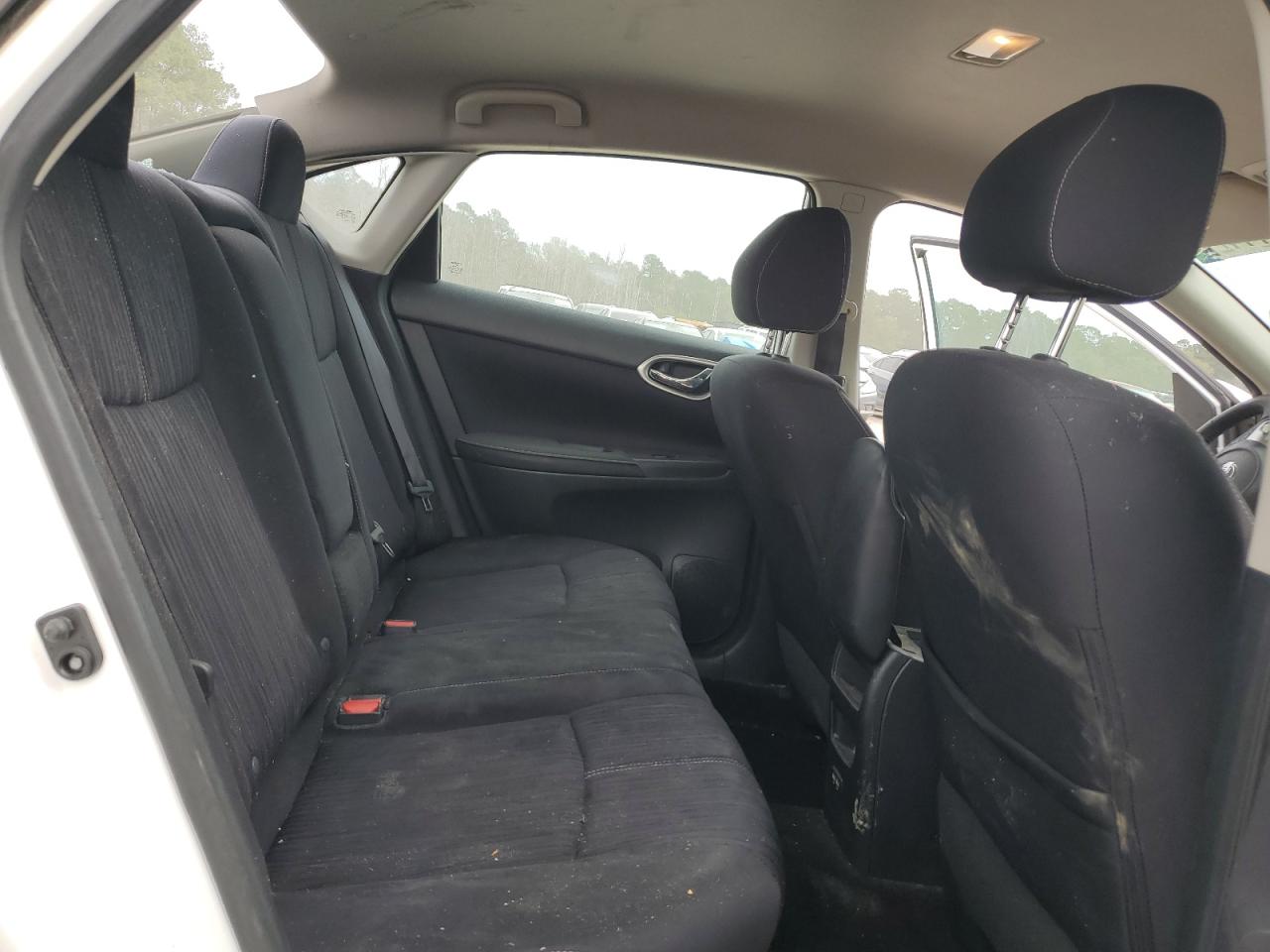 2018 Nissan Sentra - Image 10