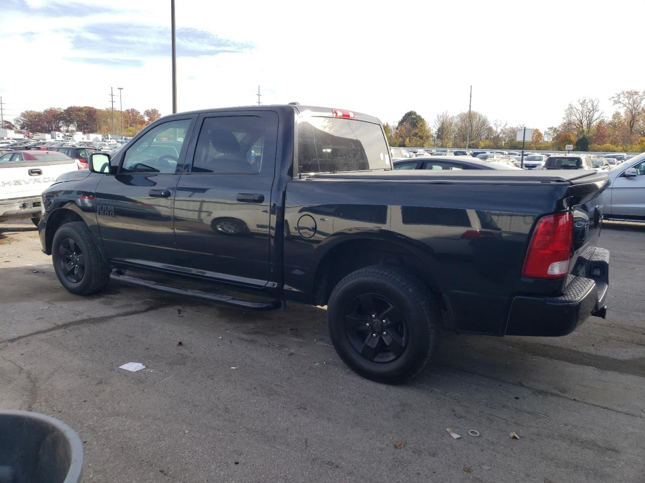 2016 RAM 1500 - Image 2
