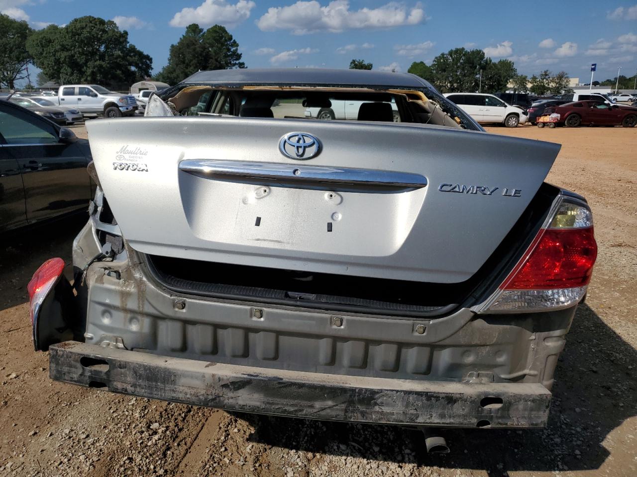 2005 Toyota Camry Le VIN: 4T1BE32K25U966016 Lot: 74190774