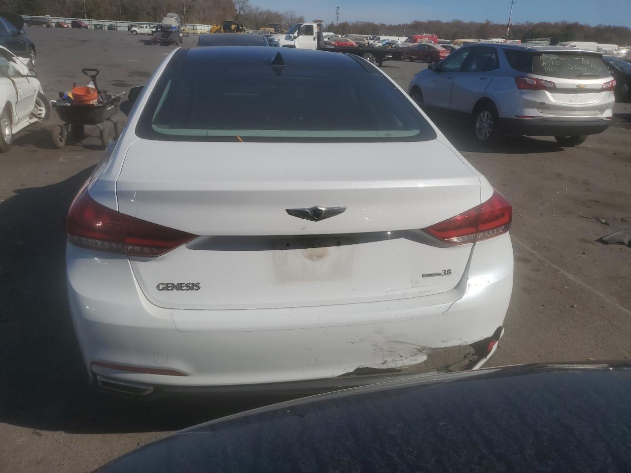 2016 Hyundai Genesis 3.8L VIN: KMHGN4JE6GU117050 Lot: 78604184