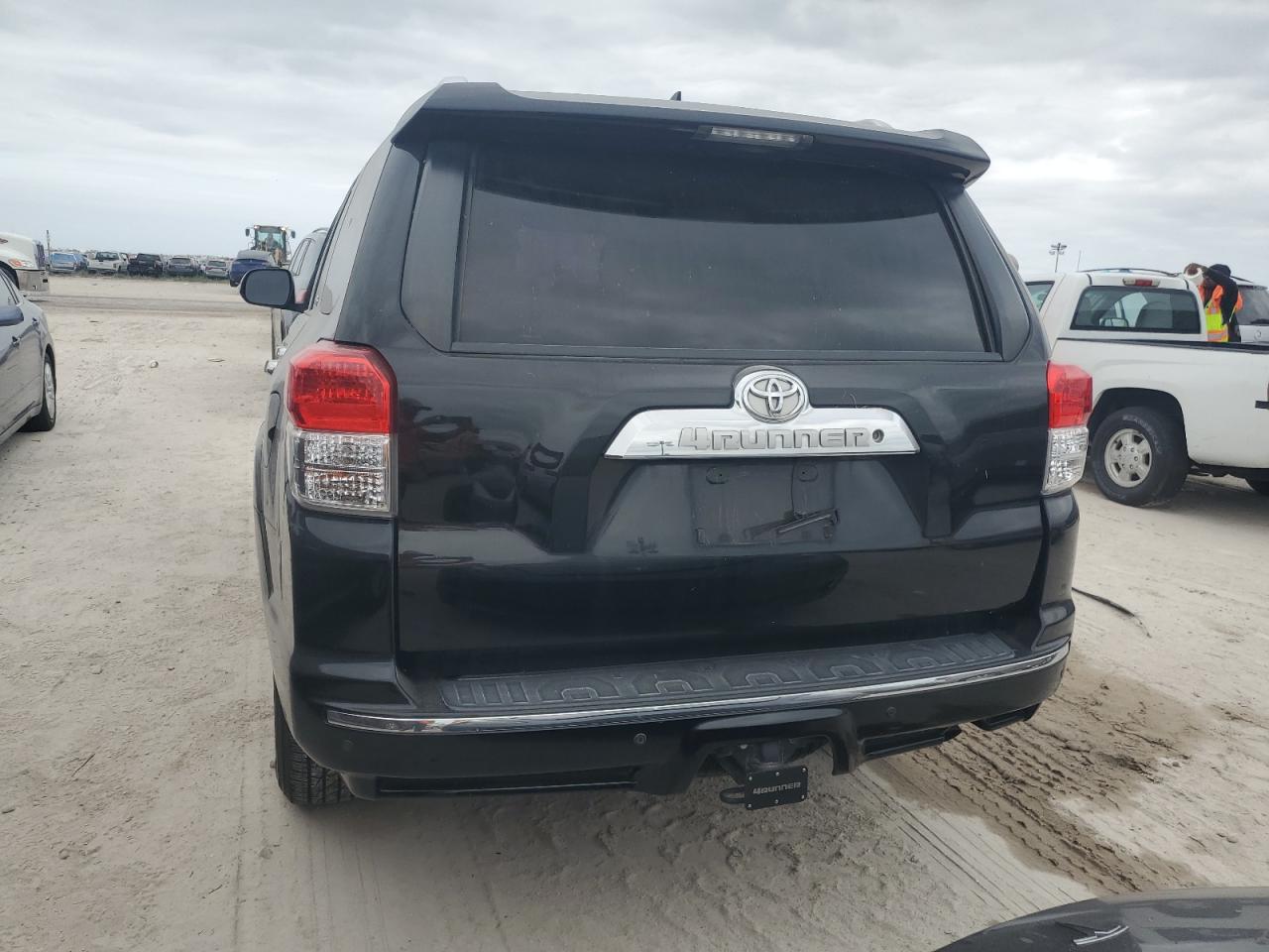 2013 Toyota 4Runner Sr5 VIN: JTEBU5JR4D5132173 Lot: 76505244