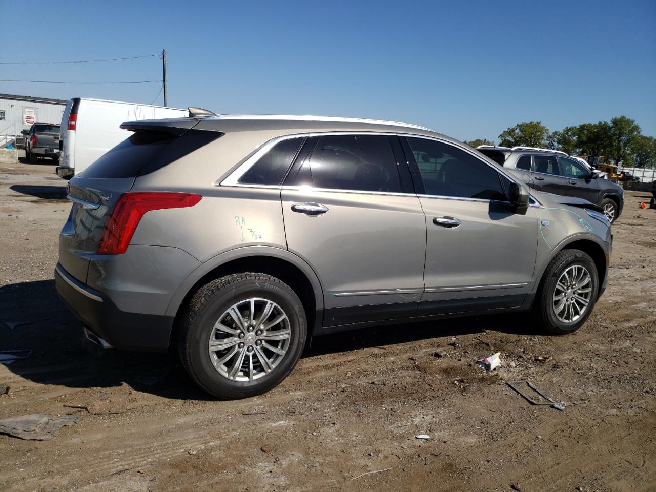 2019 Cadillac XT5 - Image 3