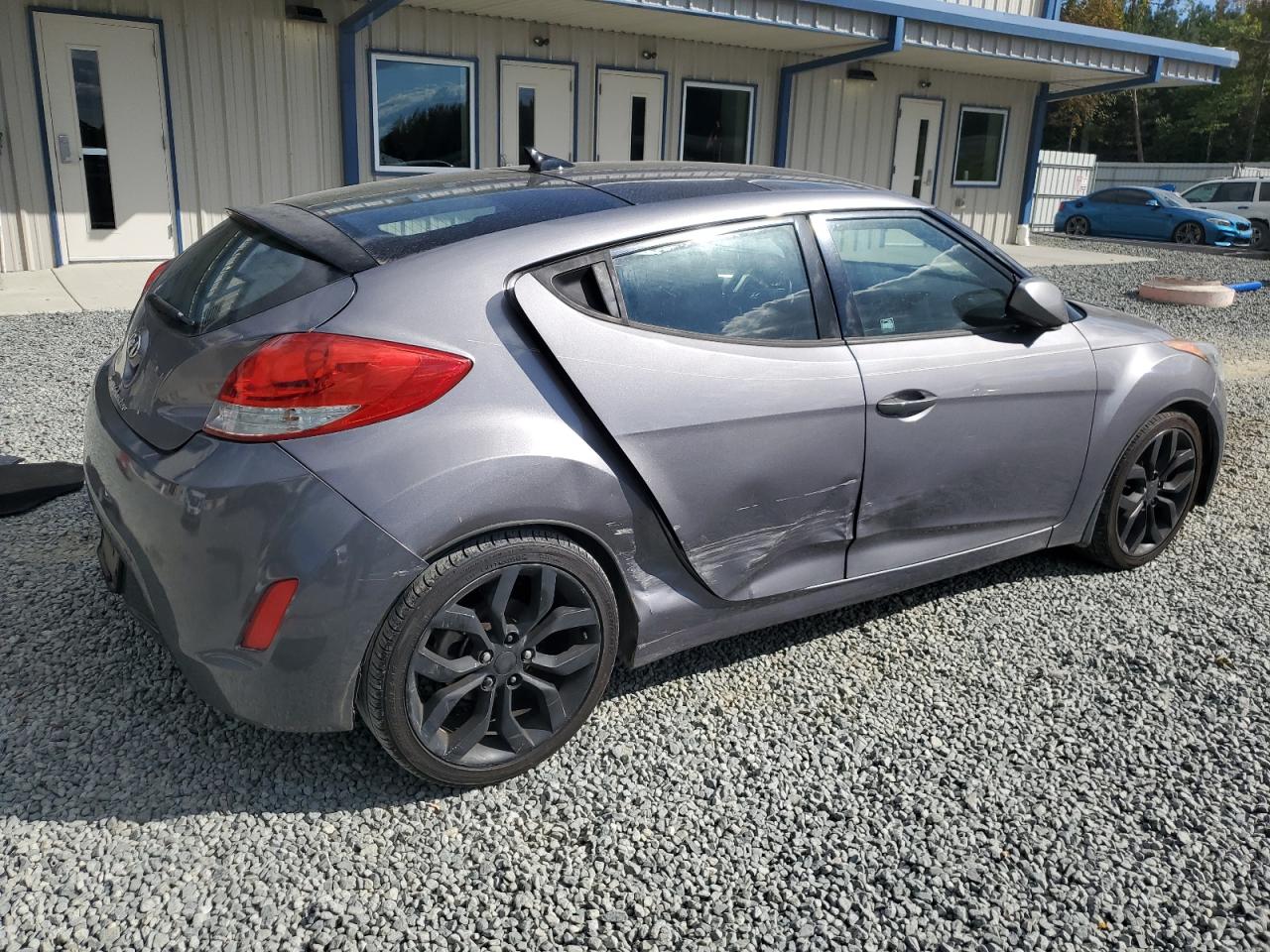 2015 Hyundai Veloster - Image 3