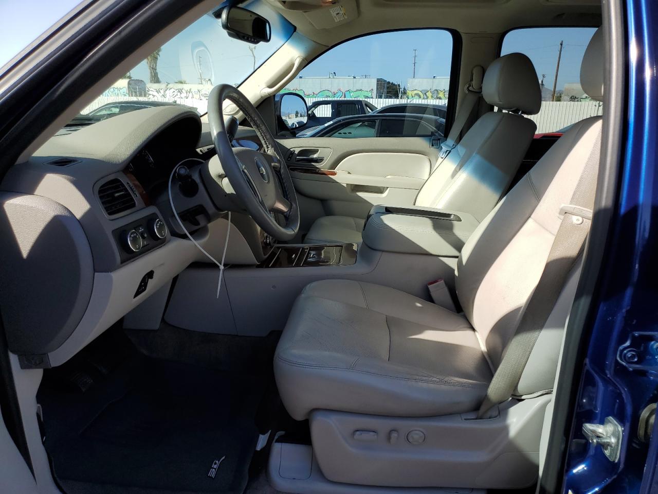 2012 Chevrolet Tahoe - Image 7