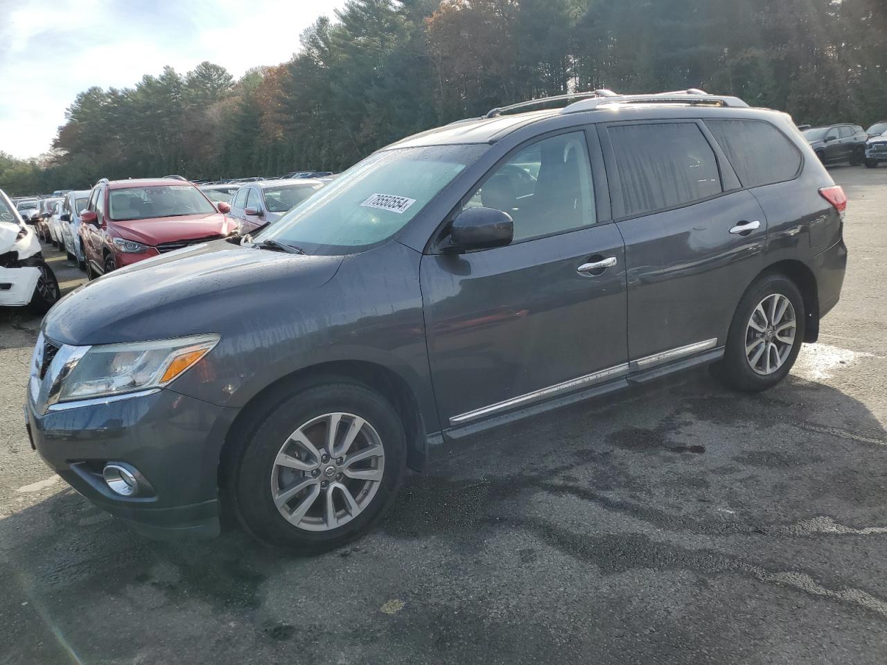 2014 Nissan Pathfinder - Image 1