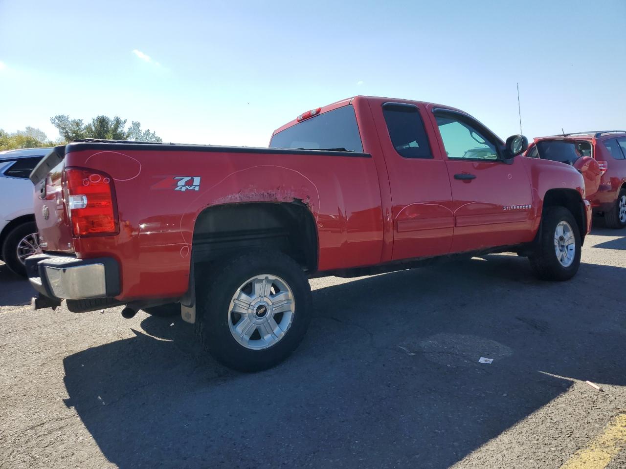 2009 Chevrolet Silverado - Image 3